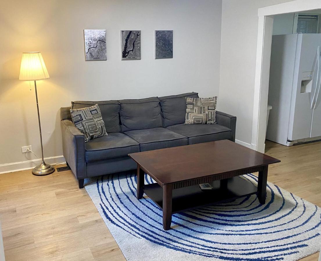 Lincoln Park Apartment With Backyard! Chicago Buitenkant foto